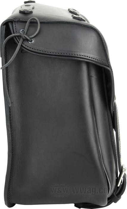 Satteltasche »Duke« von Lejonkulan; Rindleder, schwarz, flacher Rücken; B x H x T: 38 x 37 x 21 cm; Volumen: 24 l; Schweden; Bruttogewicht: 3.59 kg