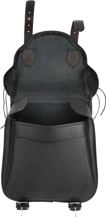 Borsa »Duke« di Lejonkulan; vacchetta, nero, a dorso costruito; L x A x P: 38 x 37 x 21 cm; volume: 24 l; Svezia; peso lordo: 3.75 kg