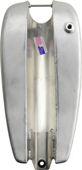 Depósito de gasolina »Dirt Track« de Storz; apropiado para Evo Sportster 2004-2006; aluminio, natural; volumen: 9.5 l; con tapón: Quick-Cam; grifo de gasolina necesario: 3/8” NPT; grifo de gasolina necesario: 3/8” NPT; EE. UU.; peso bruto: 4.7 kg