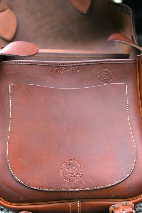 Borsa »Duke« di Lejonkulan; vacchetta, marrone, a dorso piatto; L x A x P: 38 x 37 x 21 cm; volume: 24 l; Svezia; peso lordo: 3.86 kg