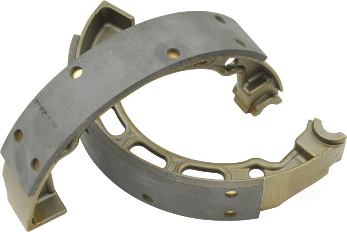 Brake shoes; fits Big Twin 1937-1957; cast iron; replaces OEM HD 41805-38; gross weight: 1.28 kg