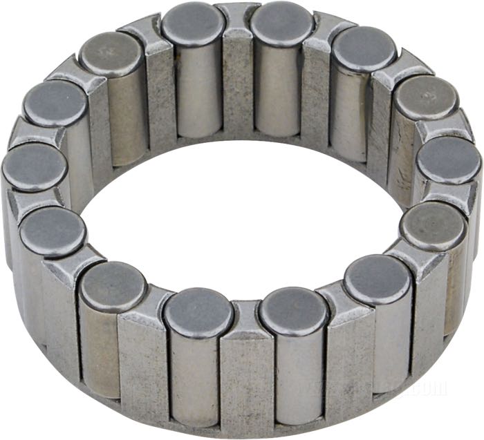 Bearing retainer; for Star hub 1936-1966; also used for: bearing right side engine case Big Twins 1958→; steel; with std. rollers; replaces OEM HD 43578-35; gross weight: 30 g