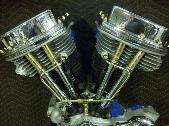 Oil lines by Old Stf; for Cylinder head; fits Panhead 1963-1965; brass; gross weight: 200 g